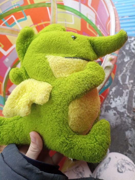 мягкий динозаврик