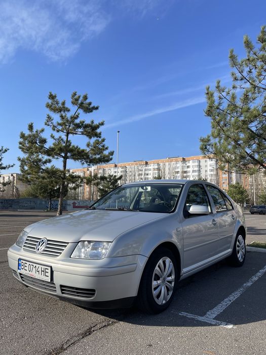 Volkswagen Bora 1.4 • 2000 p. • Гарний стан
