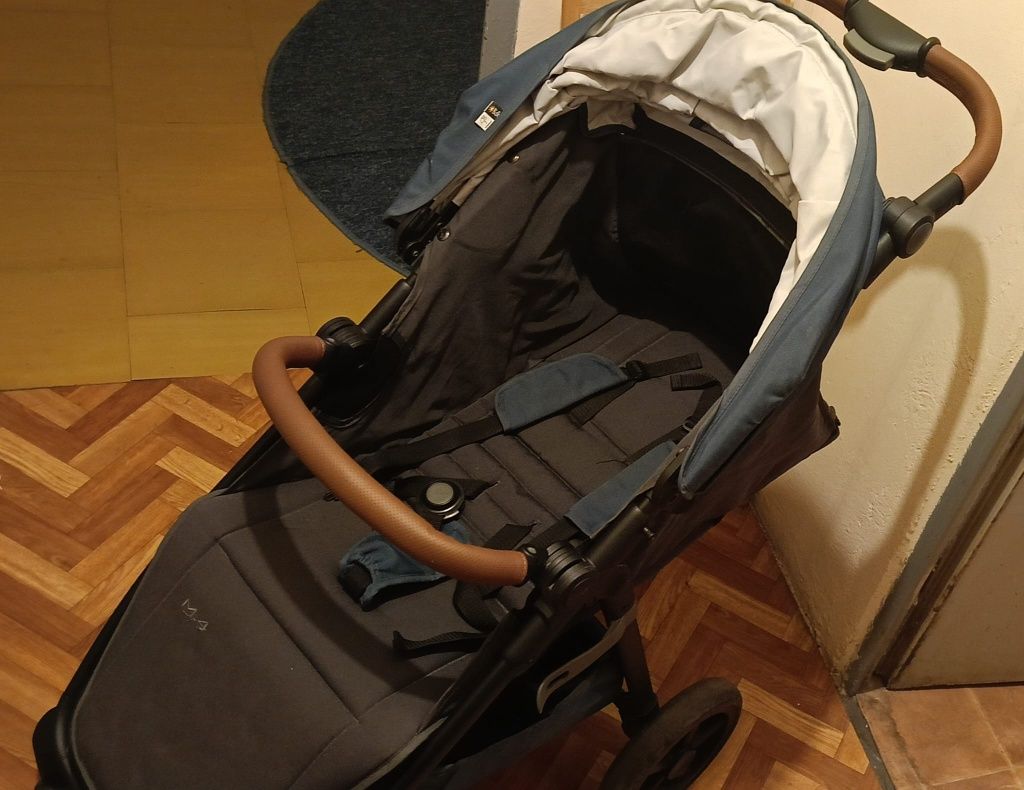 Wózek spacerowy mast m4