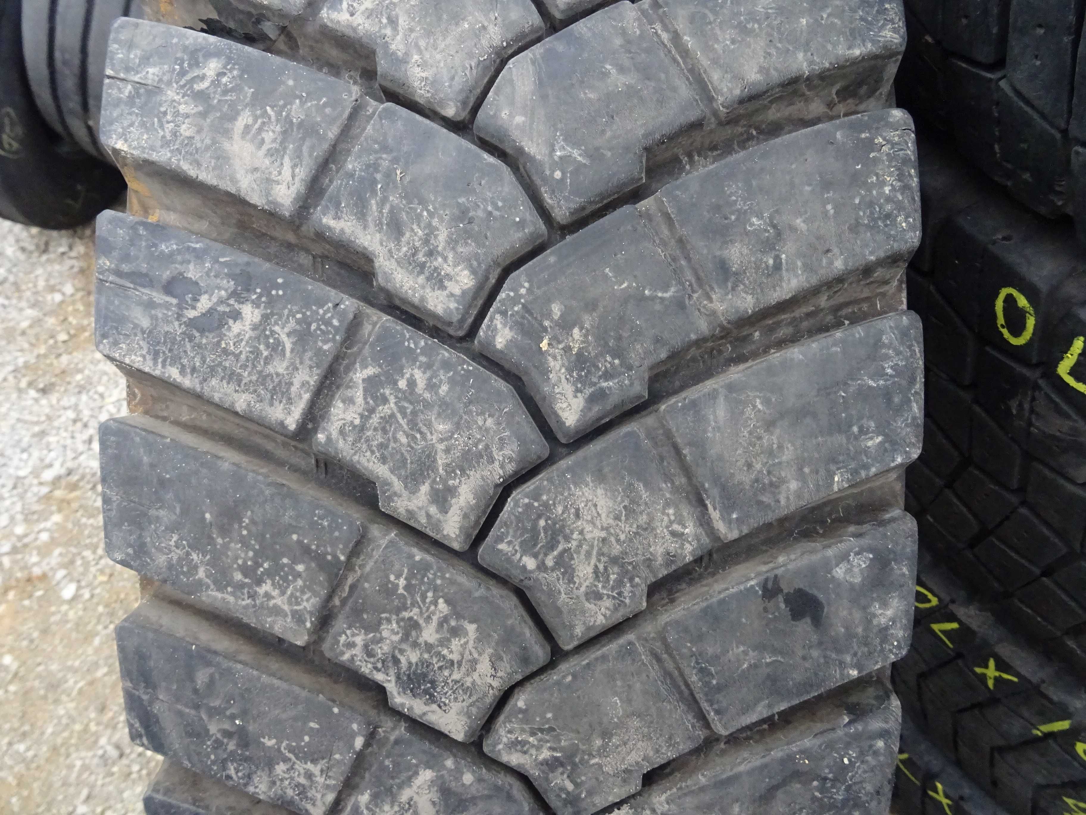 Opona 315/80R22.5 Bridgestone M-DRIVE 001 (800 netto)