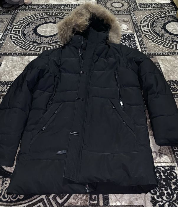 пуховік у гарному стані.