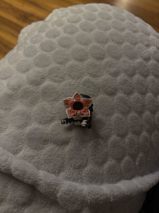 Демогоргон дивні дива, з кіндер джой