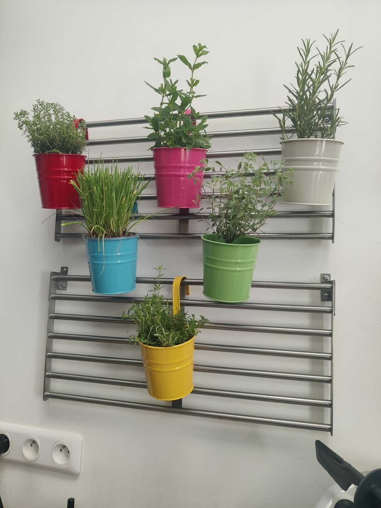 Doniczki na kwiaty 10 sztuk do ogrodu na taras balkon kolorowe GRATIS