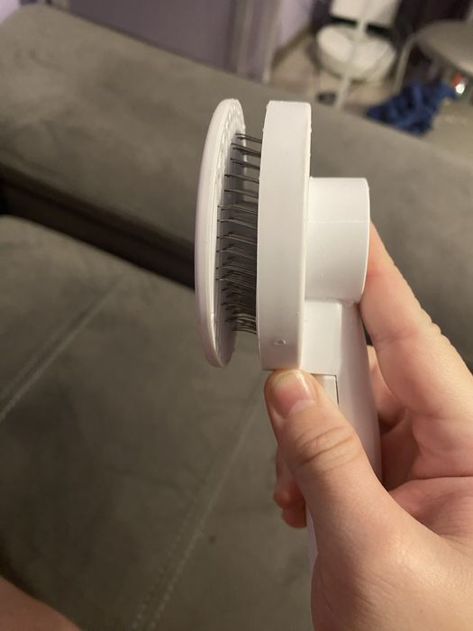 Щітка для легкого вичісування тварин/котиків/собак/шиншил чи ін