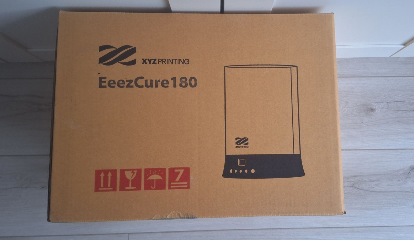 XYZ eeezcure180 komora uv wartość rynkowa 1600zl drukarka 3d