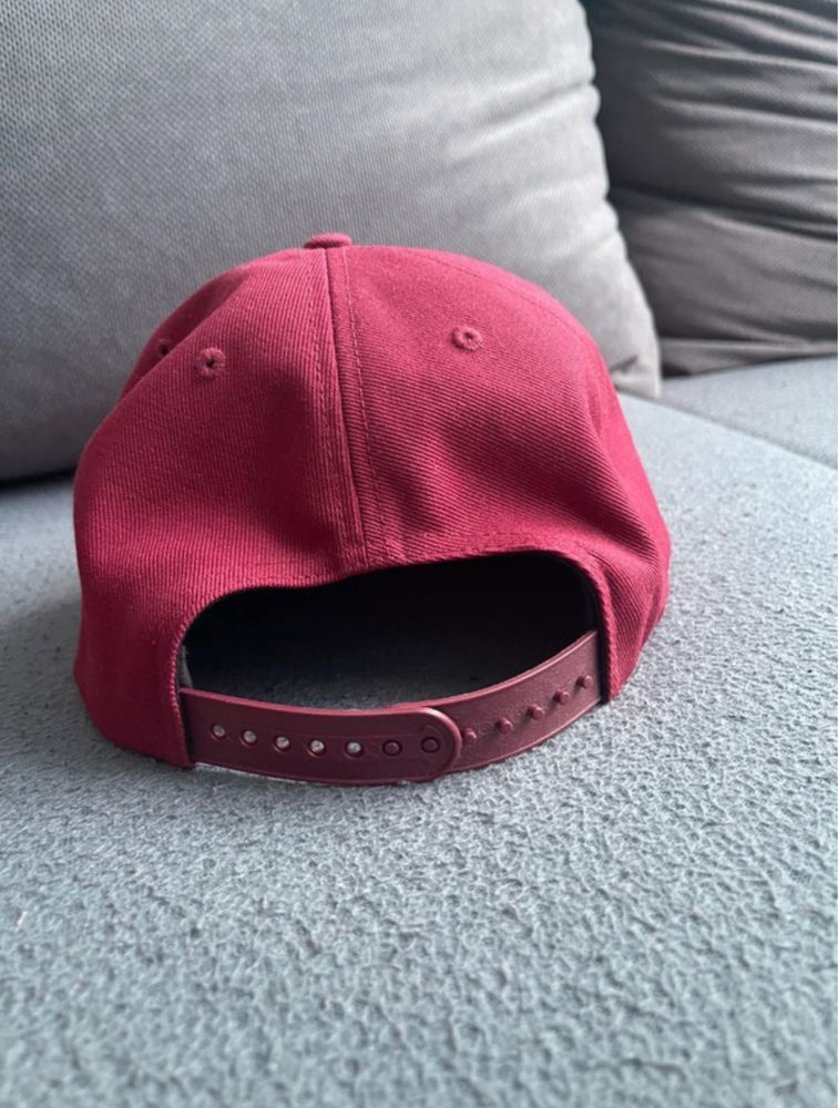 Czapka typu SnapBack Bor & Oko