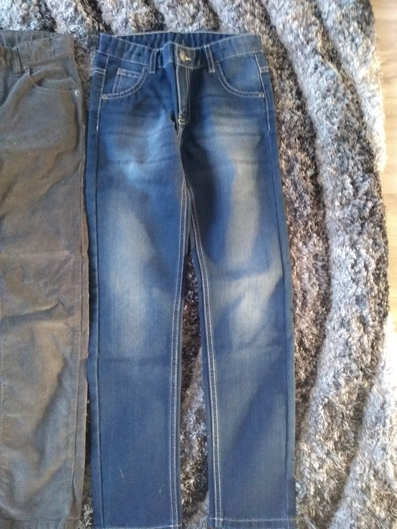 Spodnie jeansy sztruksy dla chłopca 134/140