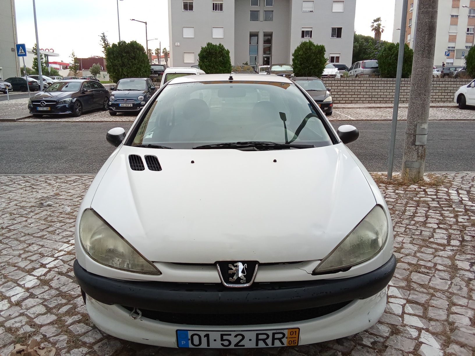 Peugeot 206 comercial