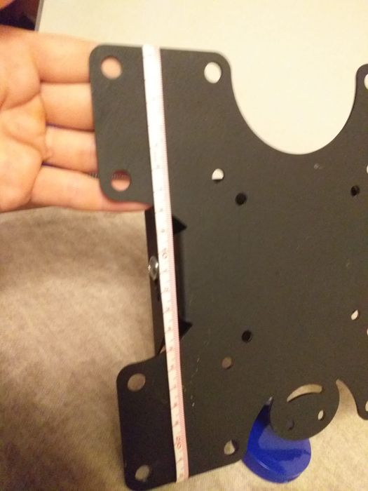 Кріплення для телевізора поворотне.