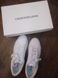 Оригінальні білі кеди Calvin Klein