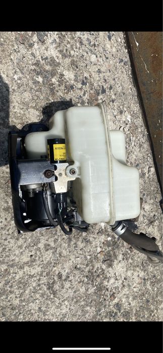 Насос гидро подвески land cruiser 200-300 2015-2020