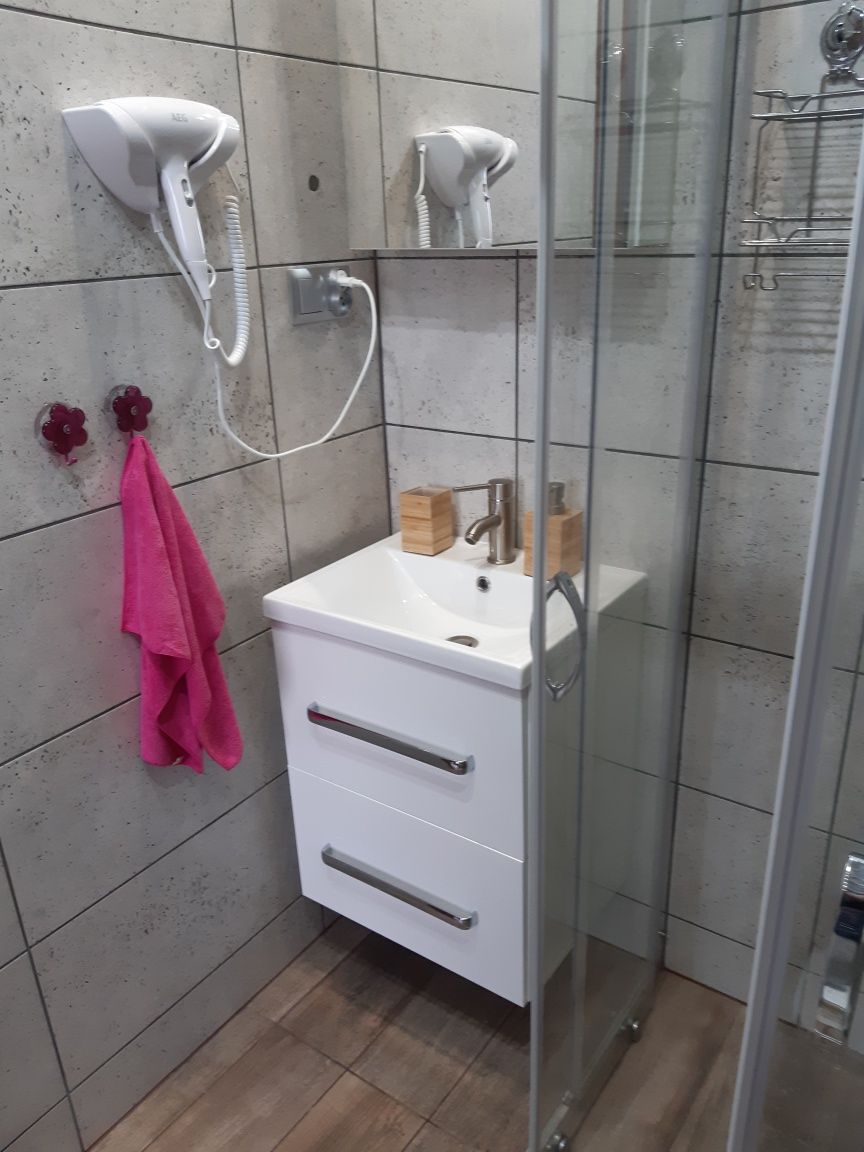 Rewal  Mały Apartamencik oraz domki ogrzewane 2,4,5 os