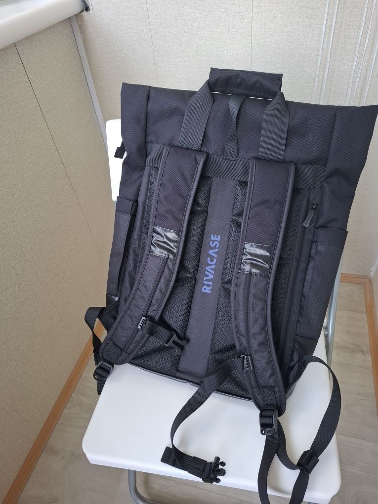 Рюкзак для ноутбука RIVACASE 5321 15.6" Black