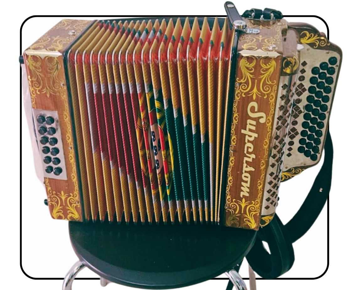 Concertina Supersom Amarela - 4ª Voz - Fá (c/ Microfones incluídos)