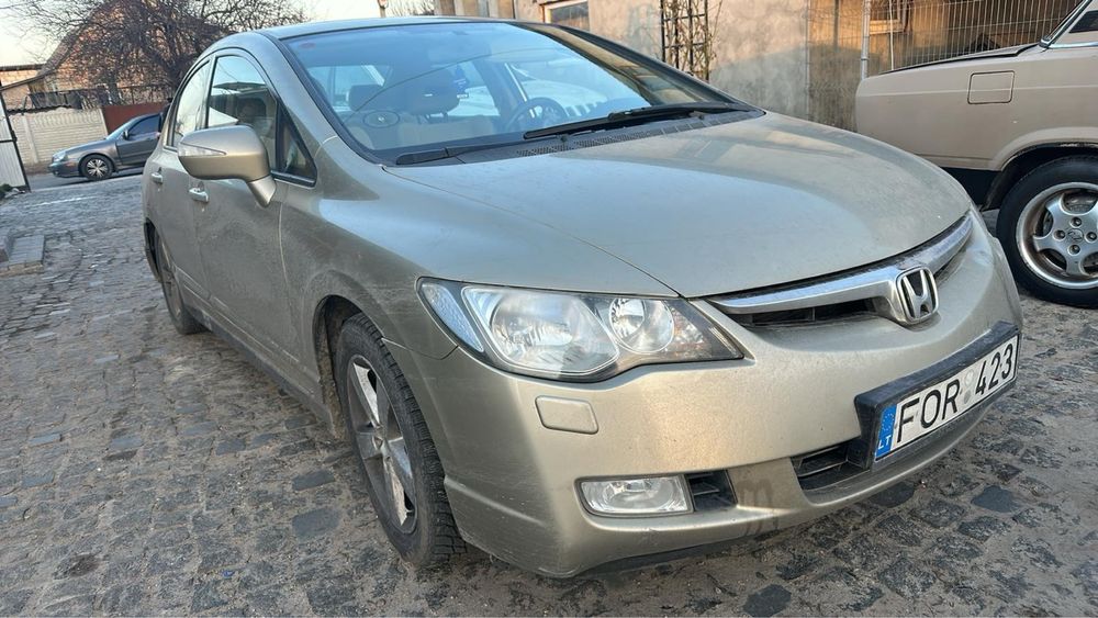 Авторазборка Honda Civic 4D 1.8 маханика бензин механика 2006 год