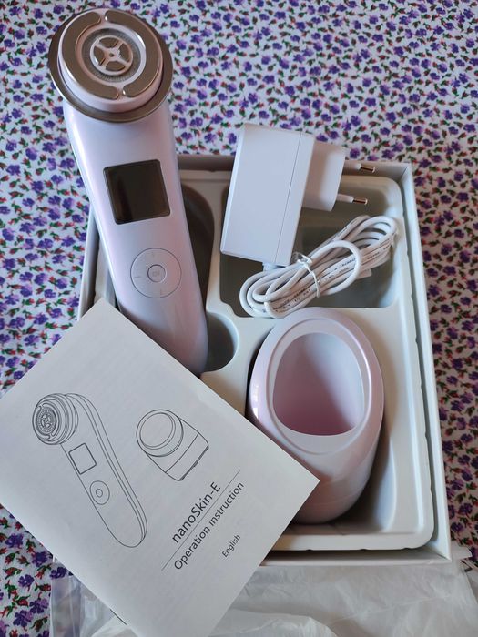 Массажер для підтяжки обличчя та омолодження шкіри