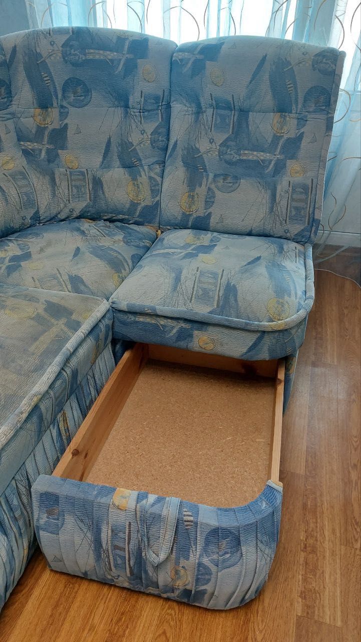 Диван великий кутовий