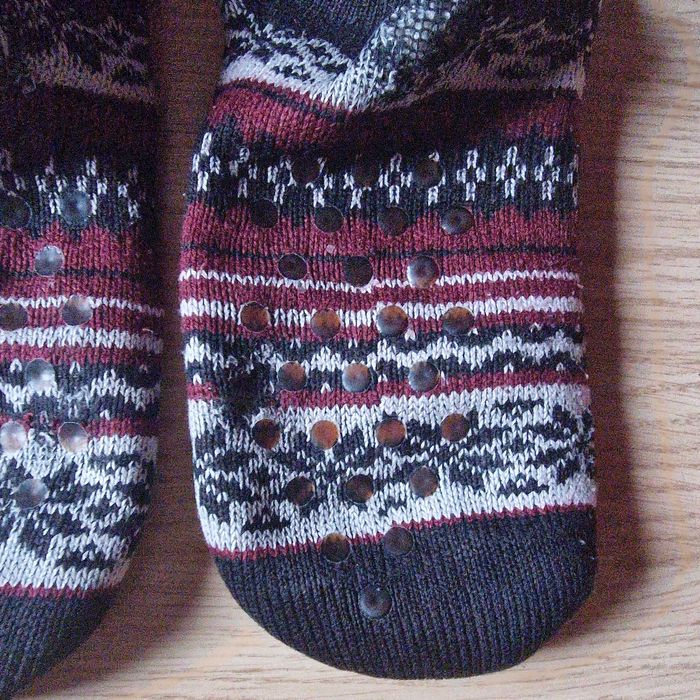 Antypoślizgowe grube ocieplane skarpety z futrem, wzór skandynawski