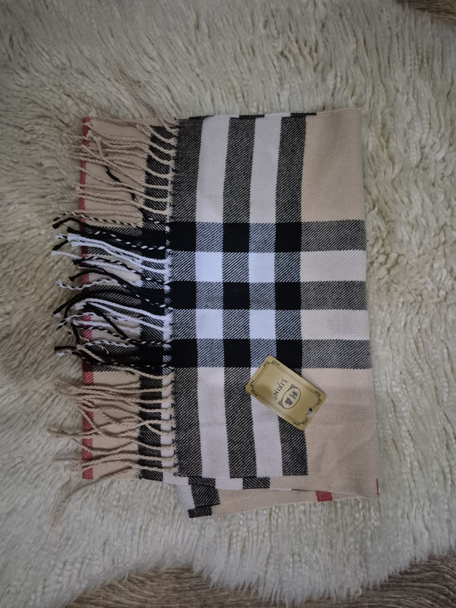Новый шарф под Burberry