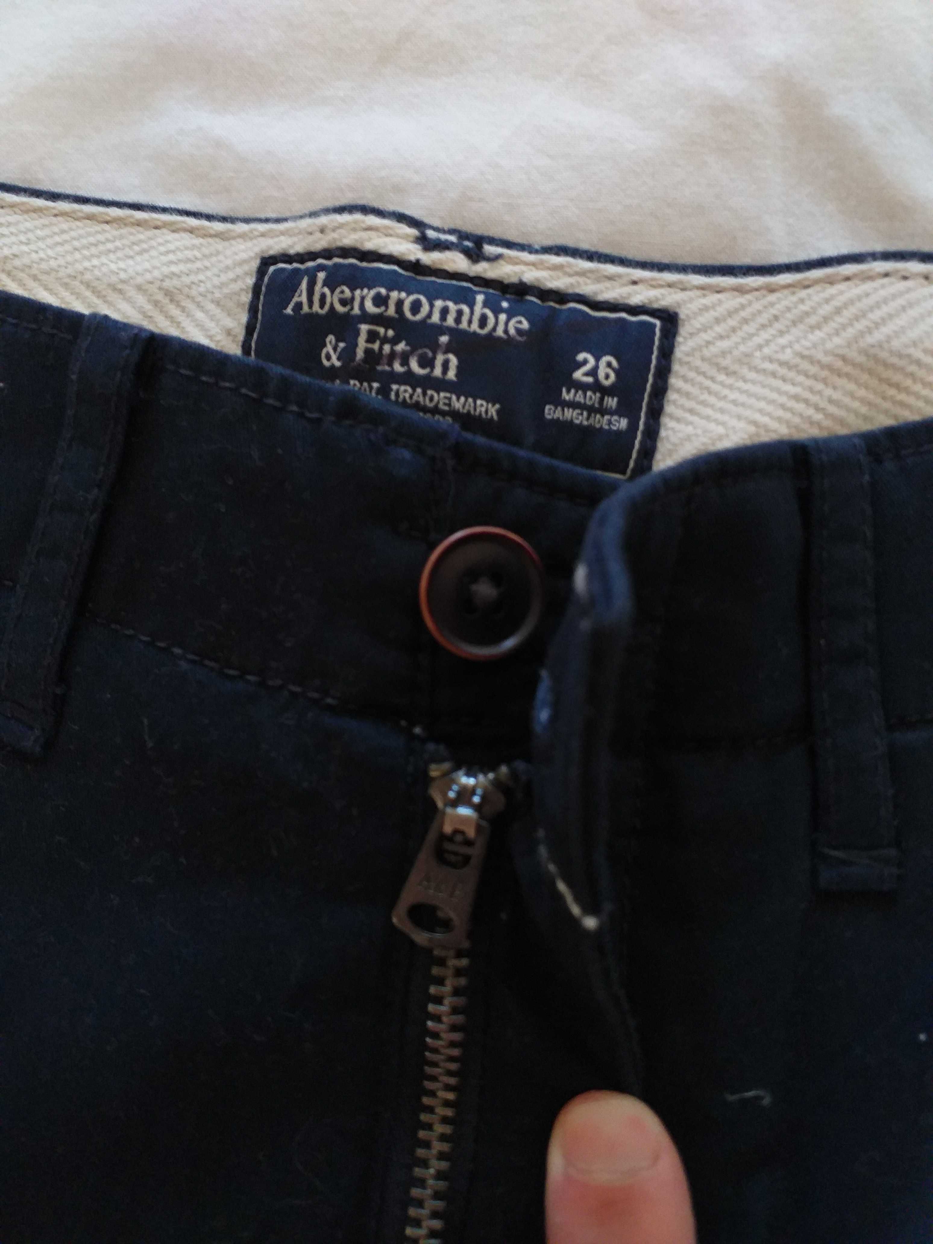 Spodenki męskie Abercrombie & Fitch W 26