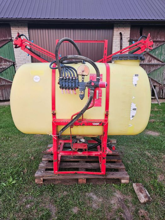 Opryskiwacz Rau 800l 12m