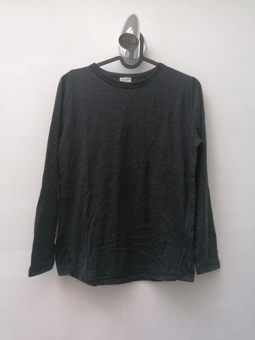 Camisola Cinzenta Escura de Manga Comprida de Rapaz