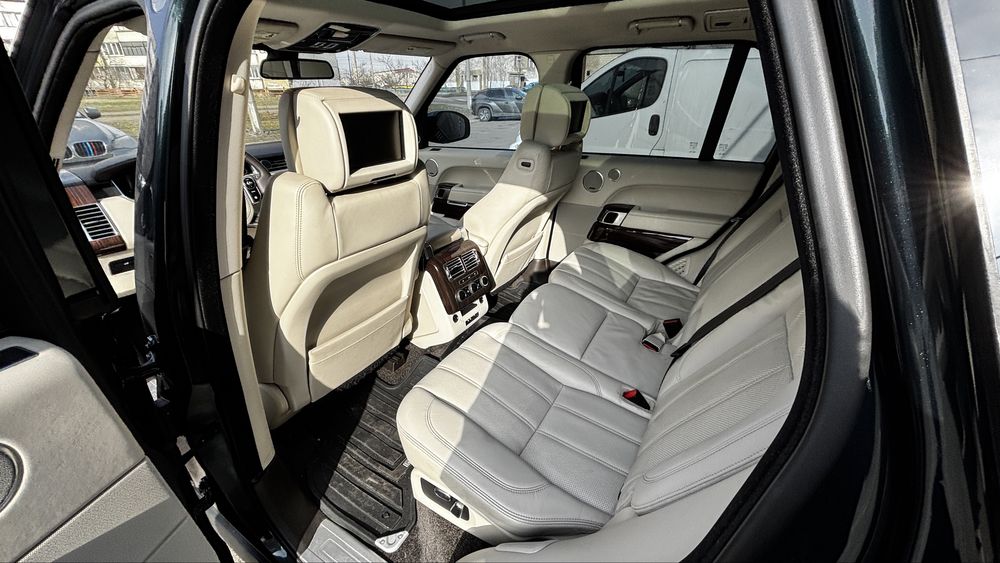 Land Rover Range Rover HSE, 2015 рік