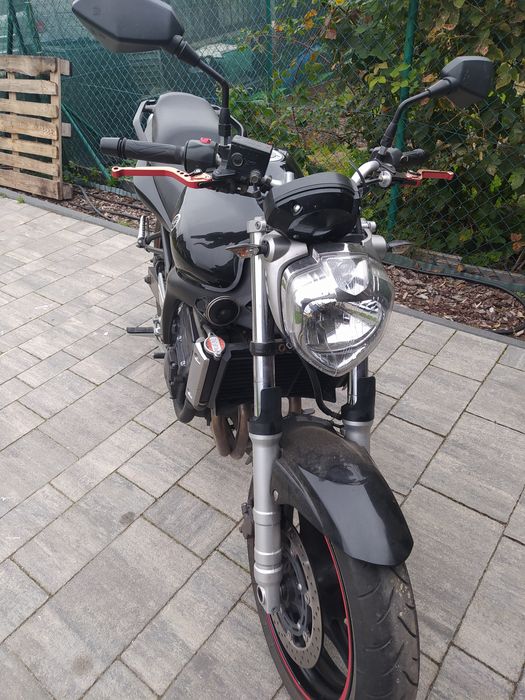 Yamaha fz6 600ccm 2005r