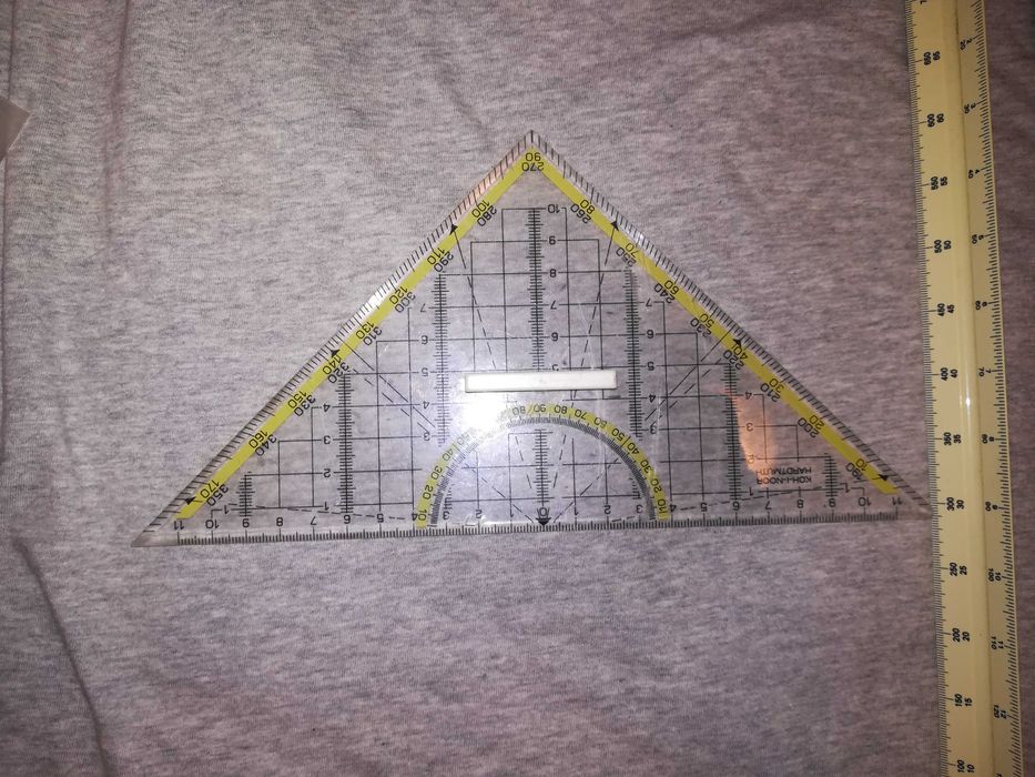 Esquadros de desenho tecnico , regua de escalas, prancheta de aluminio