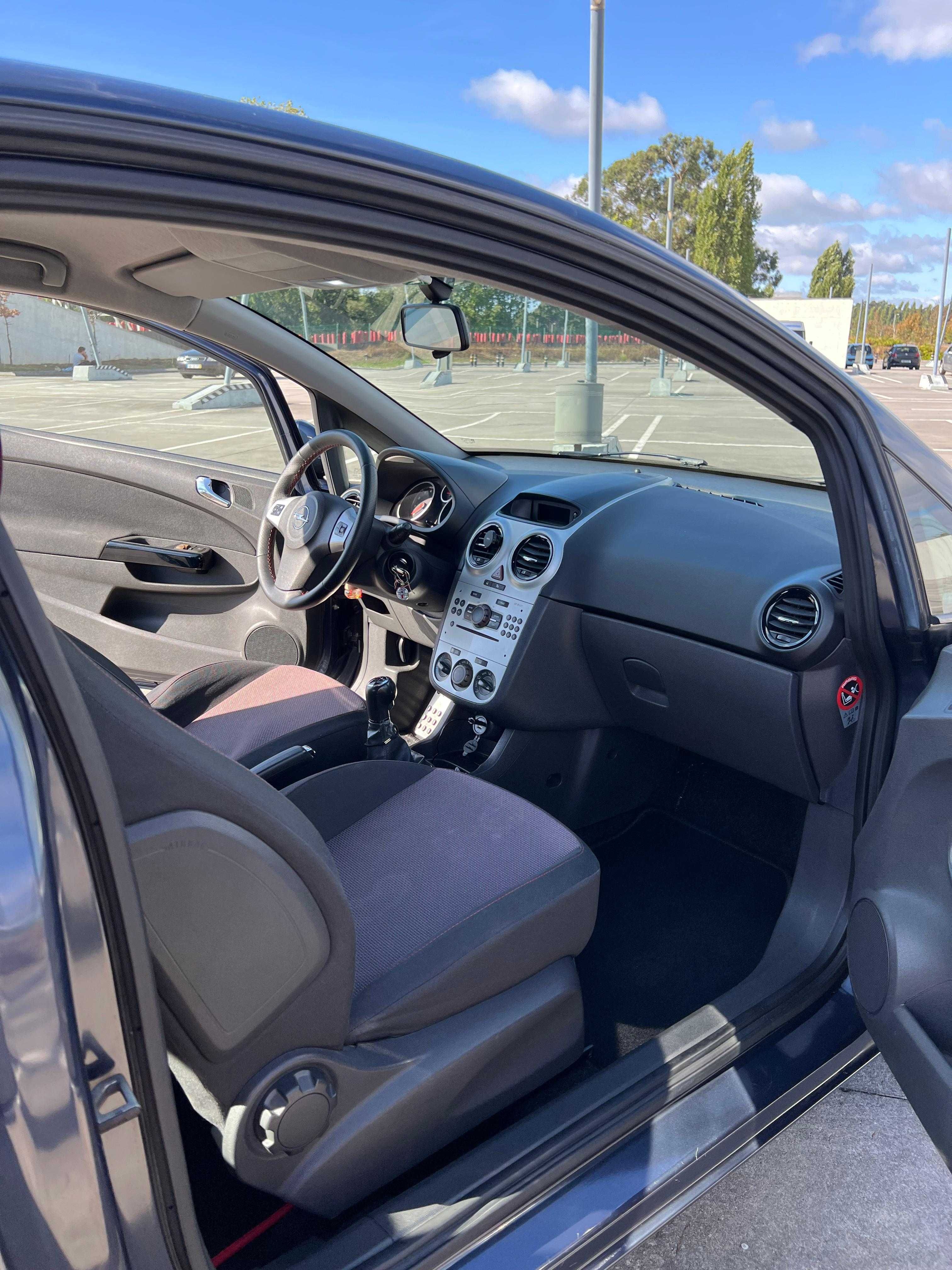 Vendo Opel Corsa D 1.2 Gasolina