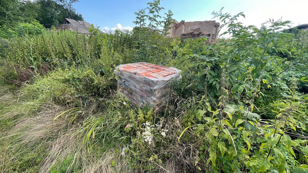 Продам Цеглу повнотілу червону БУ в хорошому стані