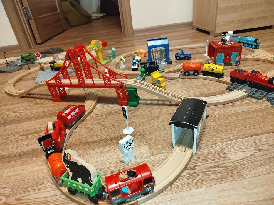 Деревянная железная дорога