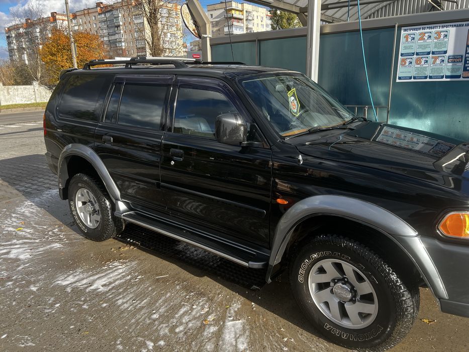 Продом Міцубісі поджеро спорт 1