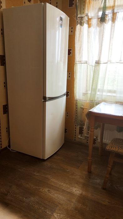 Сдам посут 1к кв . Закрытый двор.Есть зона барбекю. Свободна