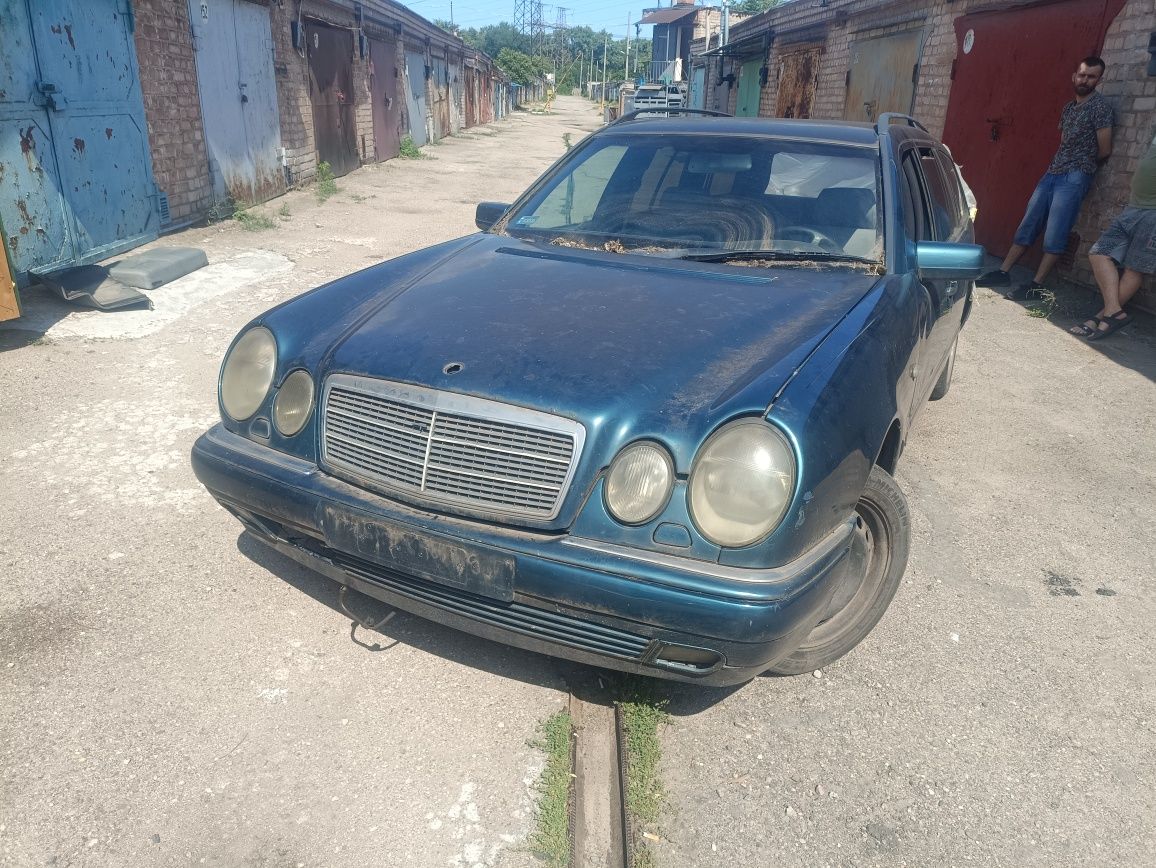 Запчастини mercedes w210 універсал 3л дизель.