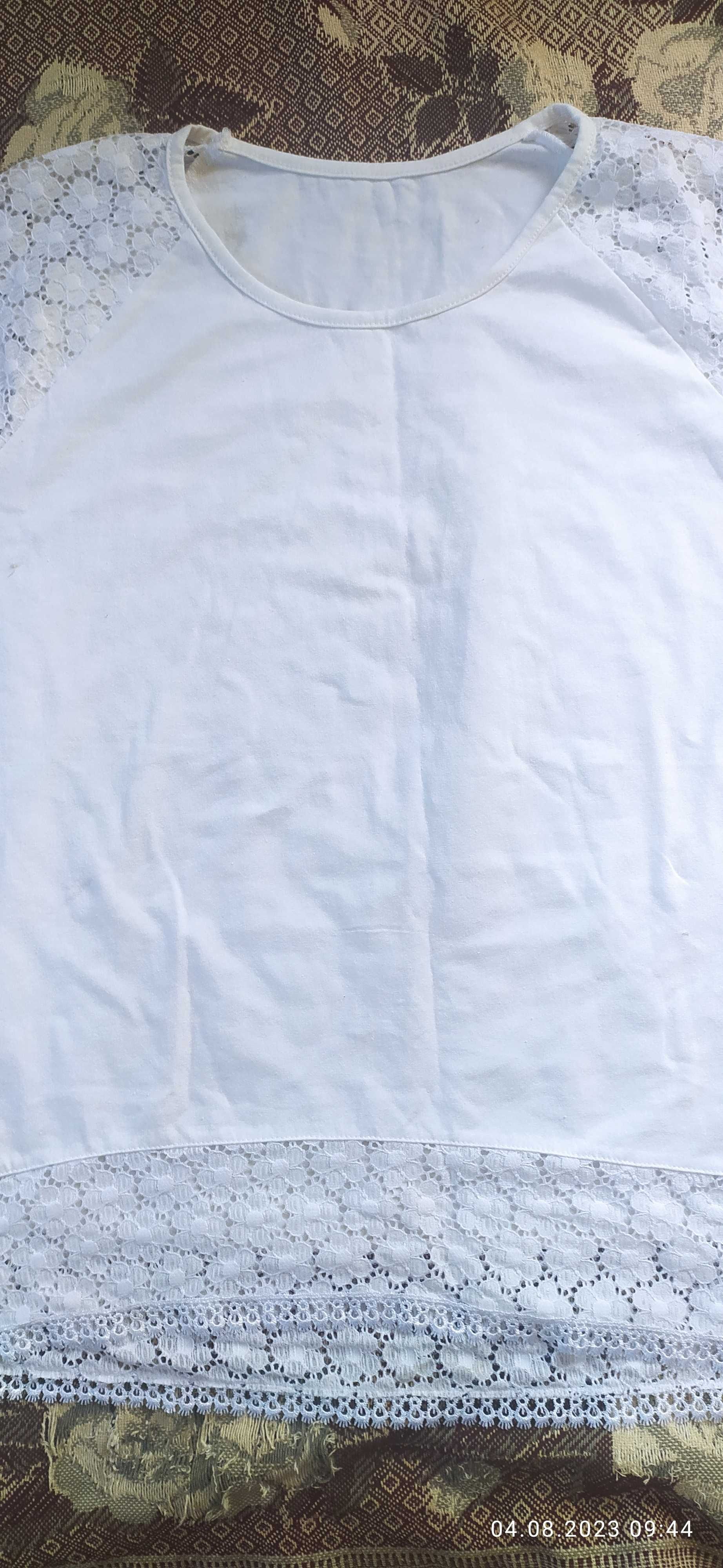 Жіноча трикотажна футболка/блуза з мереживом