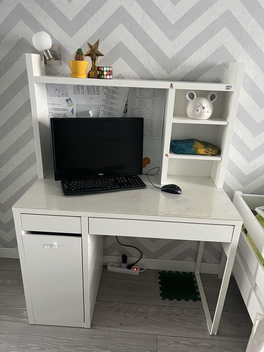 Дитячий письмовий стіл ІКЕА