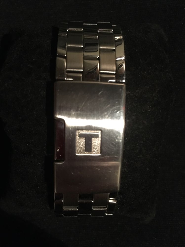 Продам часы  TISSOT