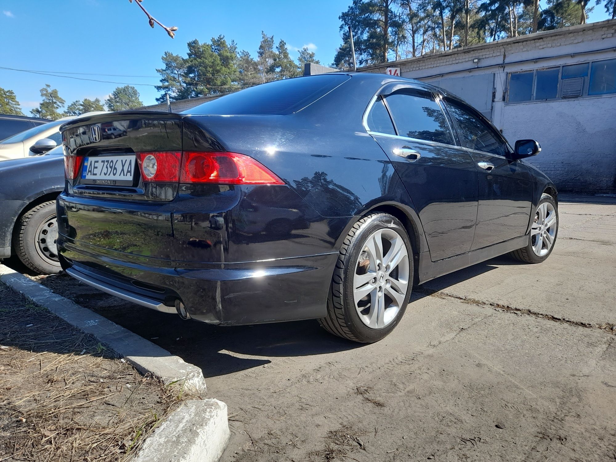 Продам або обміняю аккорд 7