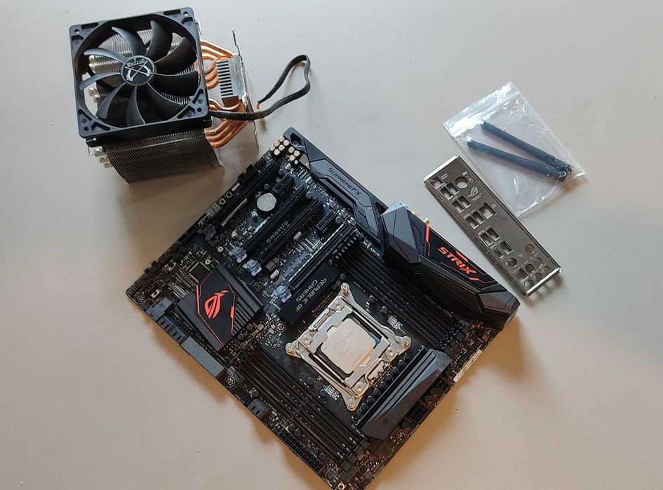 Asus ROG STRIX X99 Gaming + Xeon E5-2650 V3+ Scythe socket LGA 2011-3