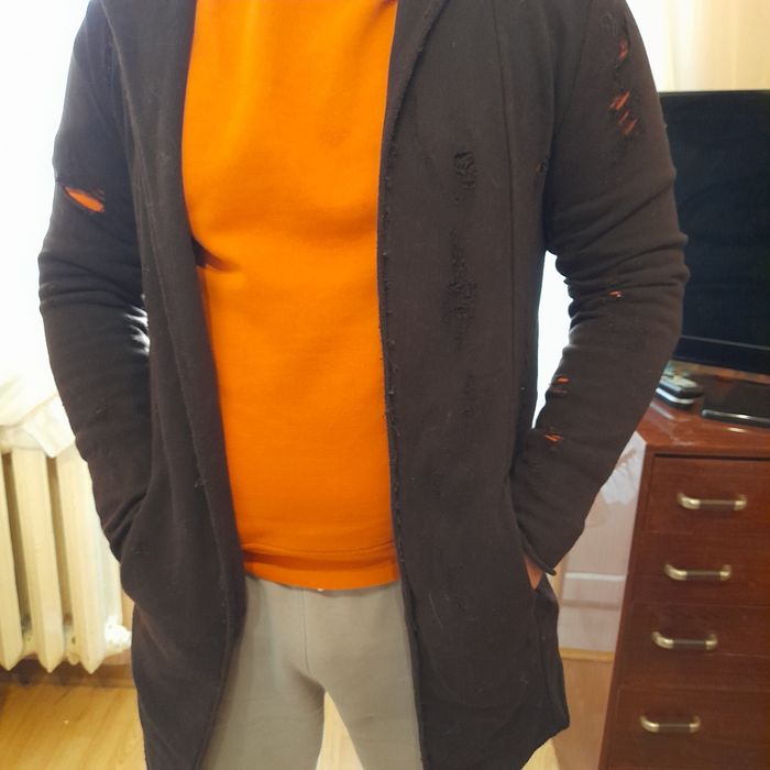 Продам кардиган молодежный