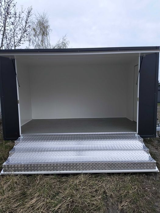 - PRZYCZEPA EVENTOWA - 4x2,3m - NOWA - wystawowa - SHOWROOM -