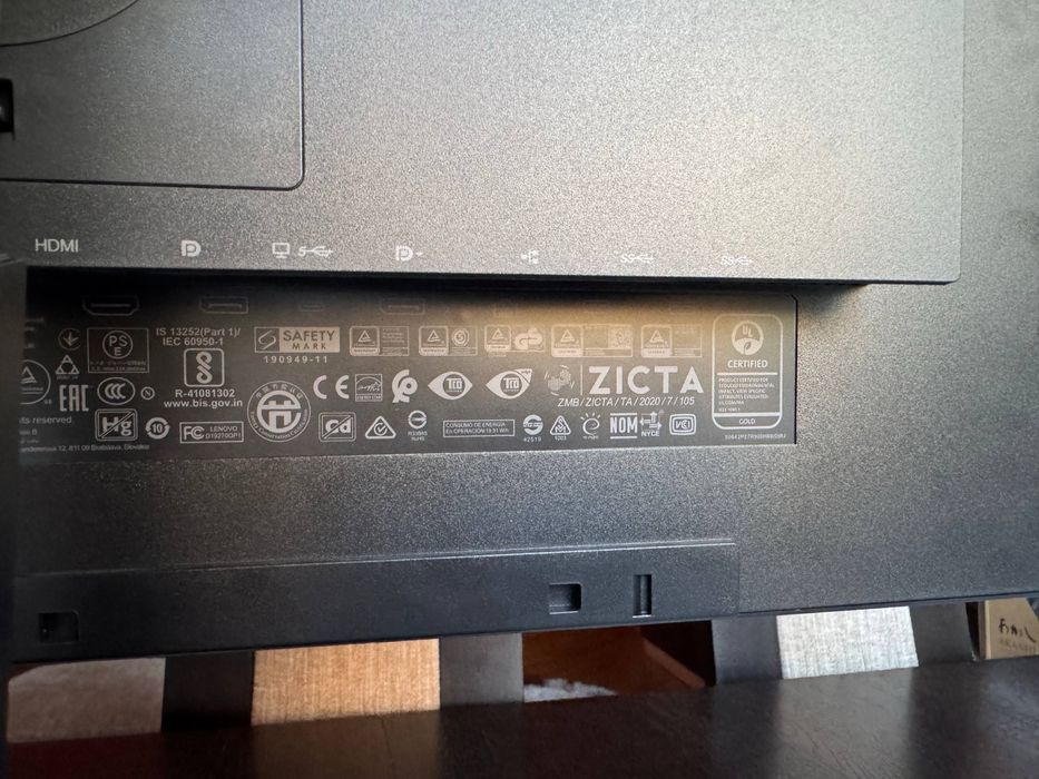 Монітор Lenovo ThinkVision