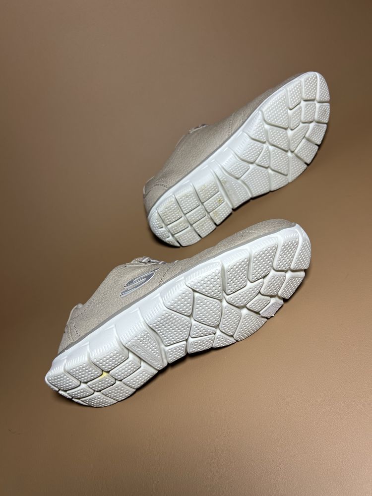 Кросівки 37р.24см. Skechers