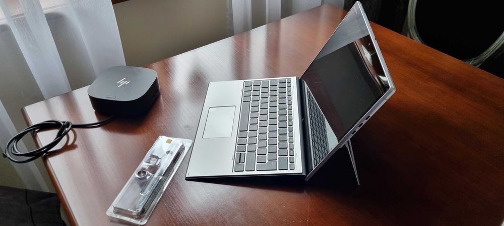HP Elite x2 G8 i5-1145 modem LTE