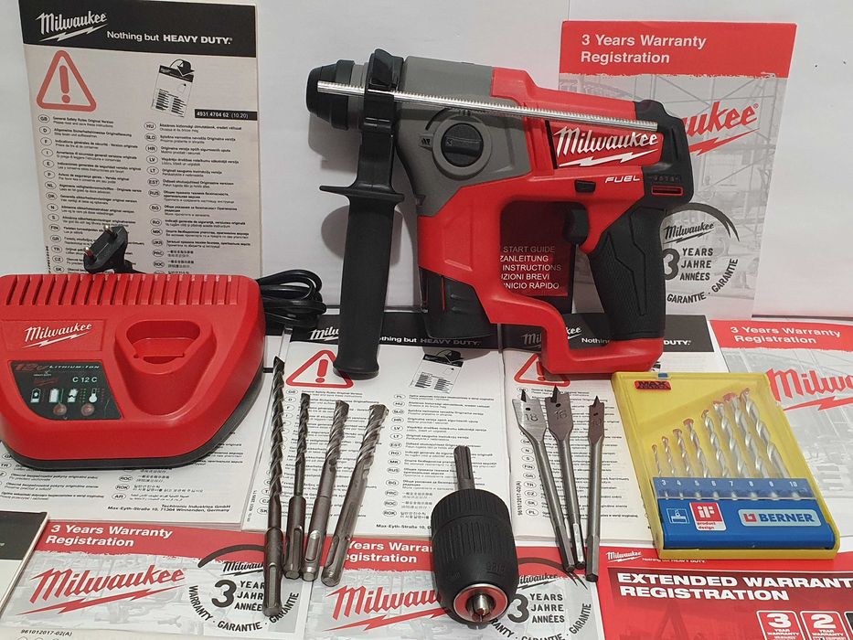 Zestaw narzedzi MILWAUKEE M12 CH wiertarka SDS- aku 12v 3ah wiertła