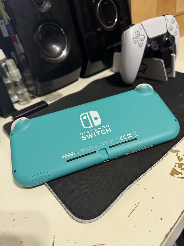 Nitendo switch lite