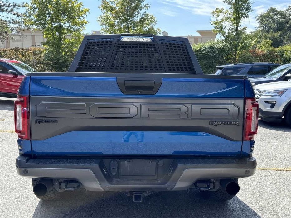 Ford F-150 Raptor SuperCrew      2017