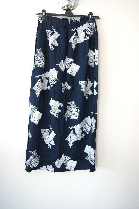 czarna dluga maksi maxi wzorzysta granatowa spodnica oversize 40 XL 42