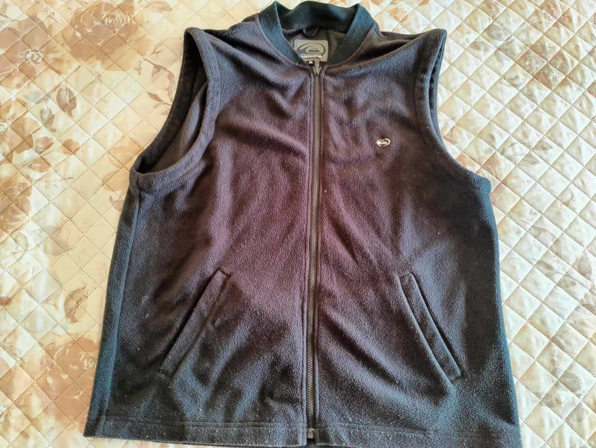 Casaco Quicksilver tam. XL preto excelente estado